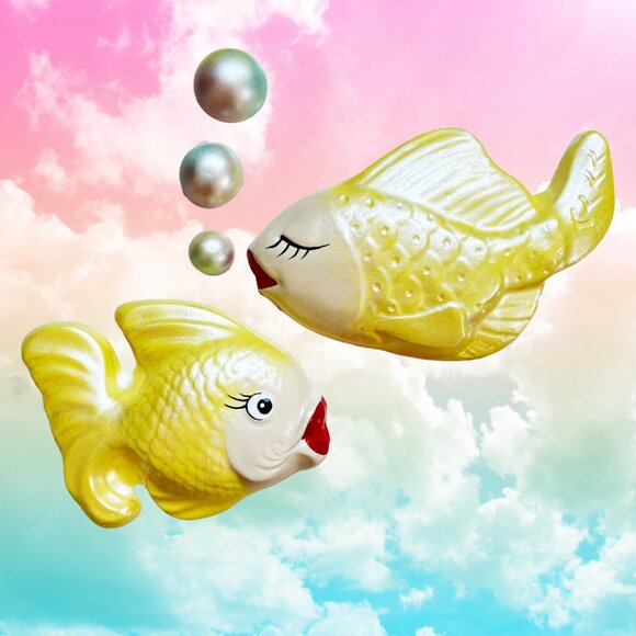Chalkware Fish & Bubbles Complete Set - Yellow